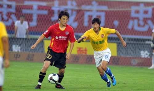 曼联新帝星已定申请转会，一周双赛却无缘出场！阿莫林解释不用原因