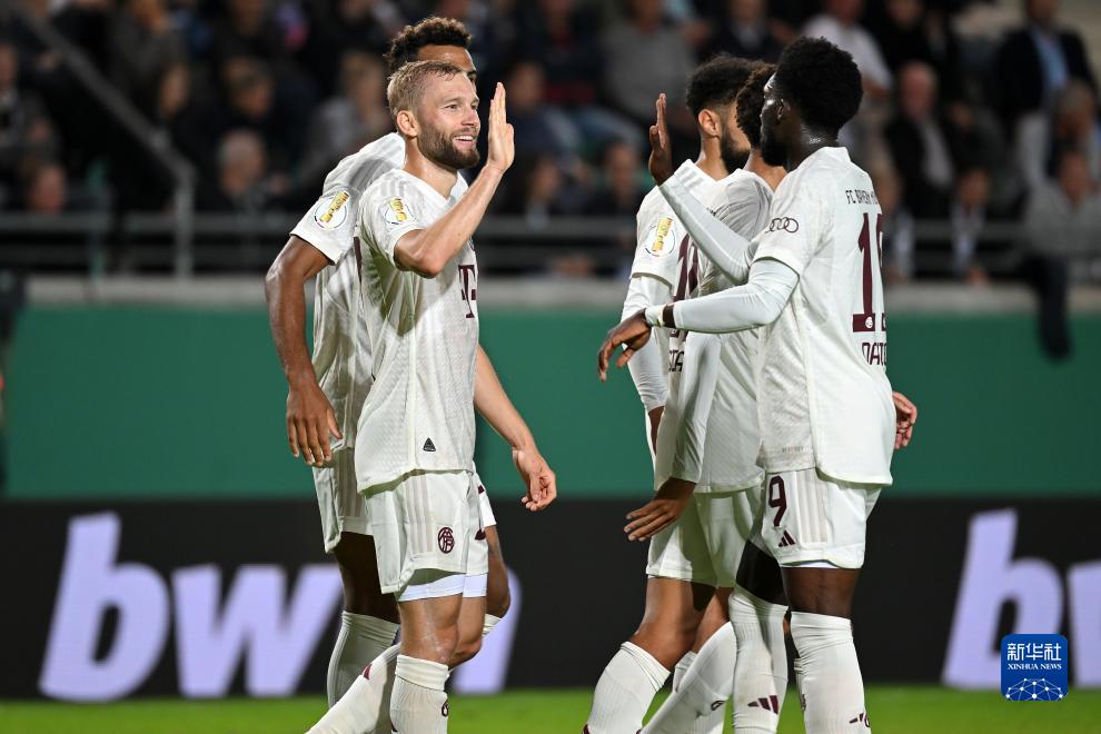 孔帕尼：不应判罚凯恩点球，争取冬歇期前比赛全胜