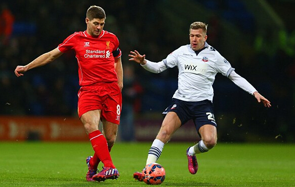 罗马推出黑胶唱片版队歌：限量版售价49.9欧，普通版19.9欧