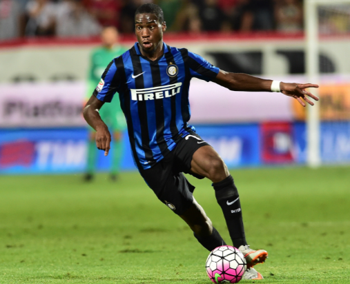 蓉城第90分钟遭扳平！李扬送点，神户点射破门2-2扳平蓉城