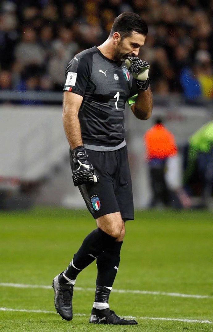 康宁汉姆半场15分7助攻，斯图尔特变身进攻端奇兵