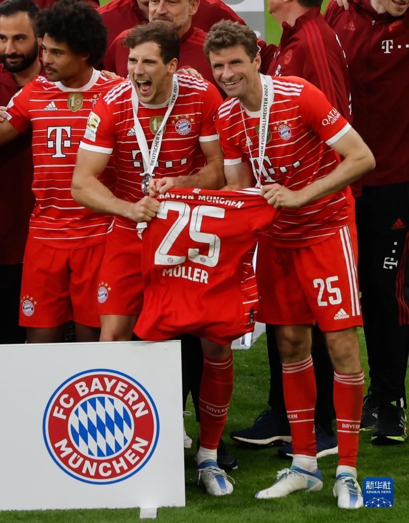 2026世界杯分组抽签结果出炉：强队云集的死亡之组来袭！