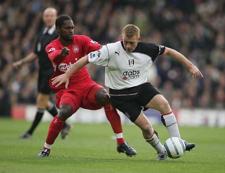 卡斯尔成最年轻30+10+5&3三分且命中率不低于70%球员